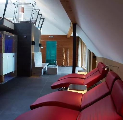 Garni Fimba Hotell 4*